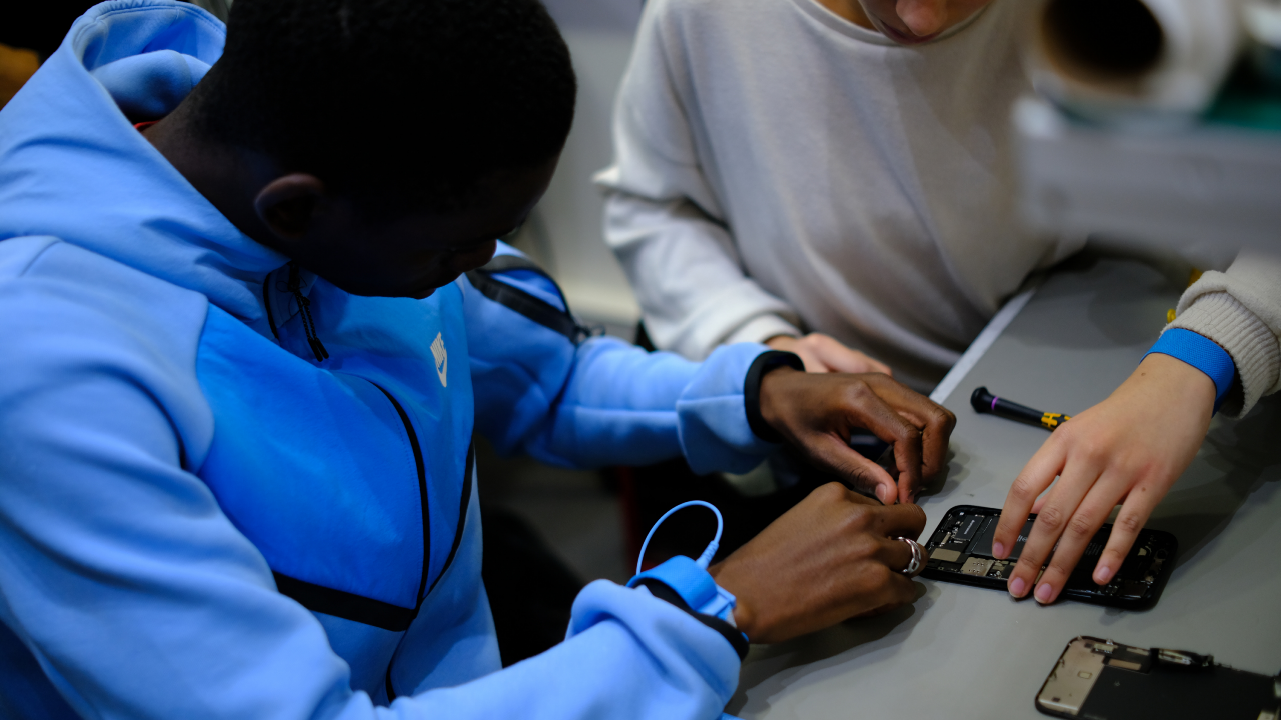 Apprendre à réparer un smartphone - GSM Master